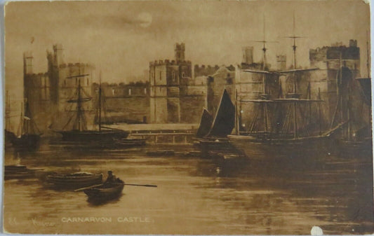 Old Postcard of Carnarvon Castle - Ref : 1030