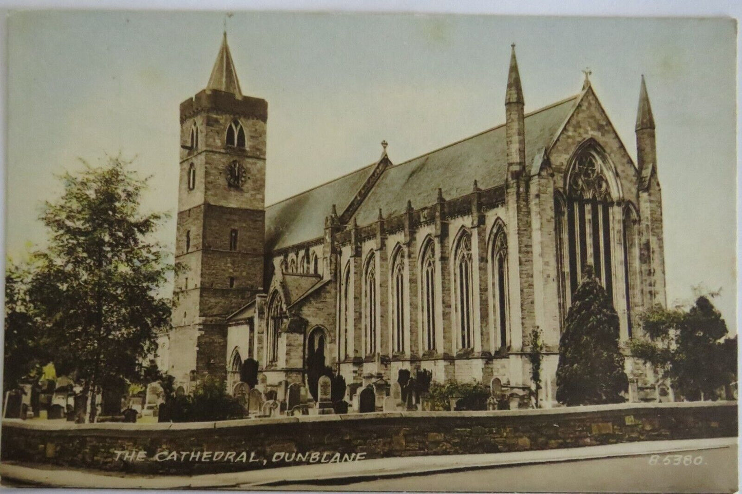 Old Postcard of The Cathedral Dunblane - Ref : 1017