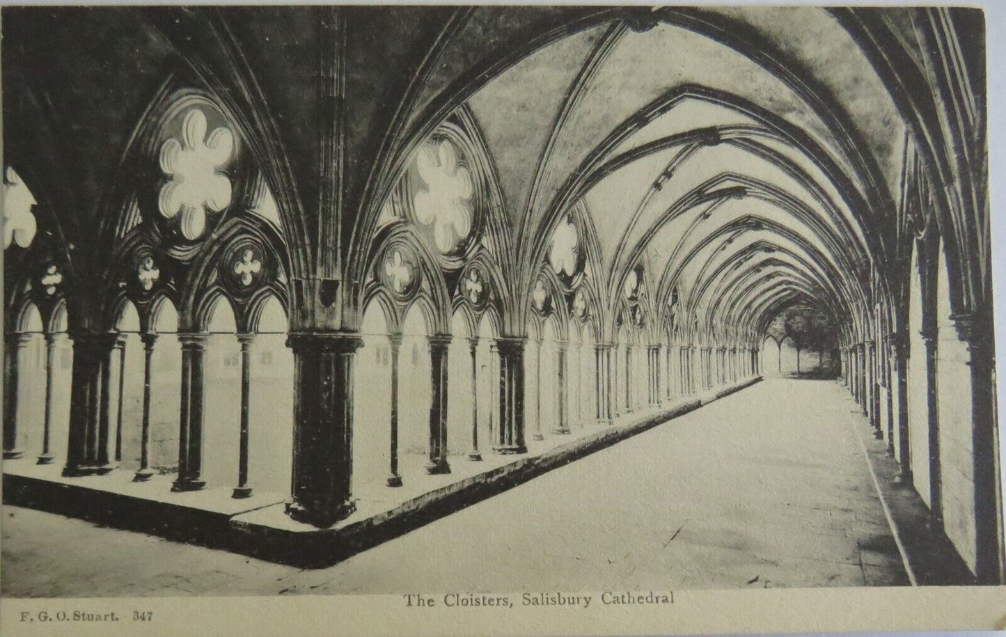 Old Postcard of The Cloisters Salisbury Cathedral - Ref : 1042