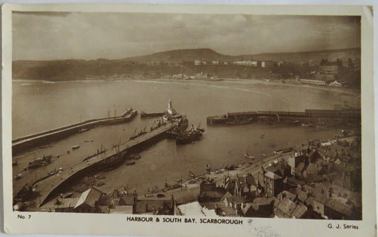 Old Postcard of Harbour & South Bay, Scarborough 1954 - Ref : 1020