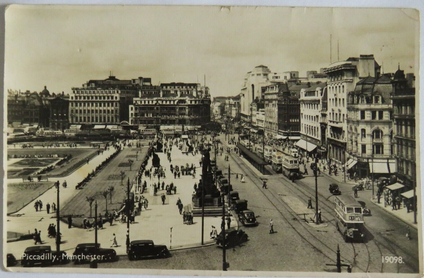 Old Postcard of Piccadilly Manchester 1952 - Ref : 1020