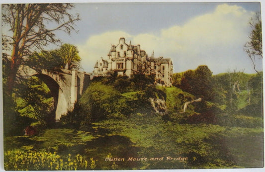 Old Postcard of Cullen House and Bridge - Ref : 1022
