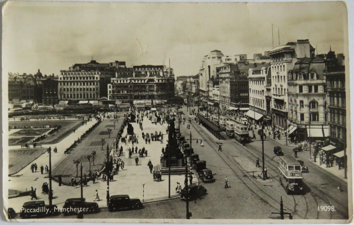 Old Postcard of Piccadilly, Manchester 1952 - Ref : 1020