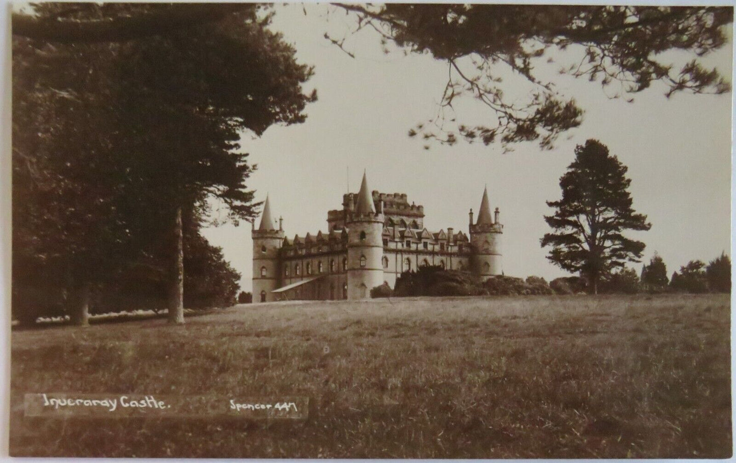 Old Antique Postcard of Inveraray Castle - Ref : 1037
