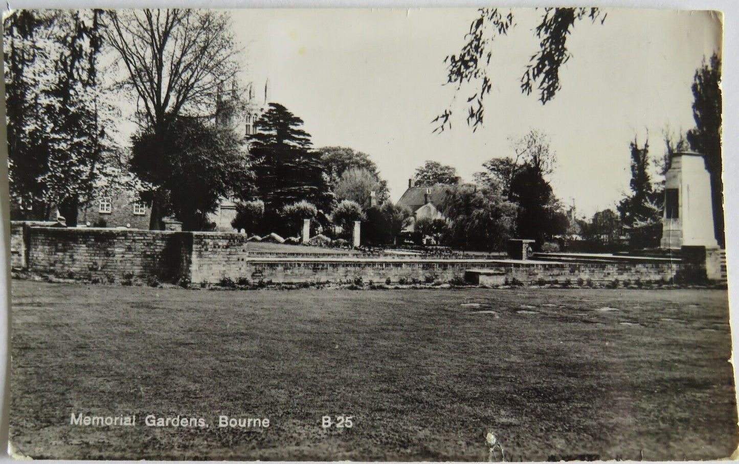 Old Postcard of Memorial Gardens, Bourne 1974 - Ref : 1003