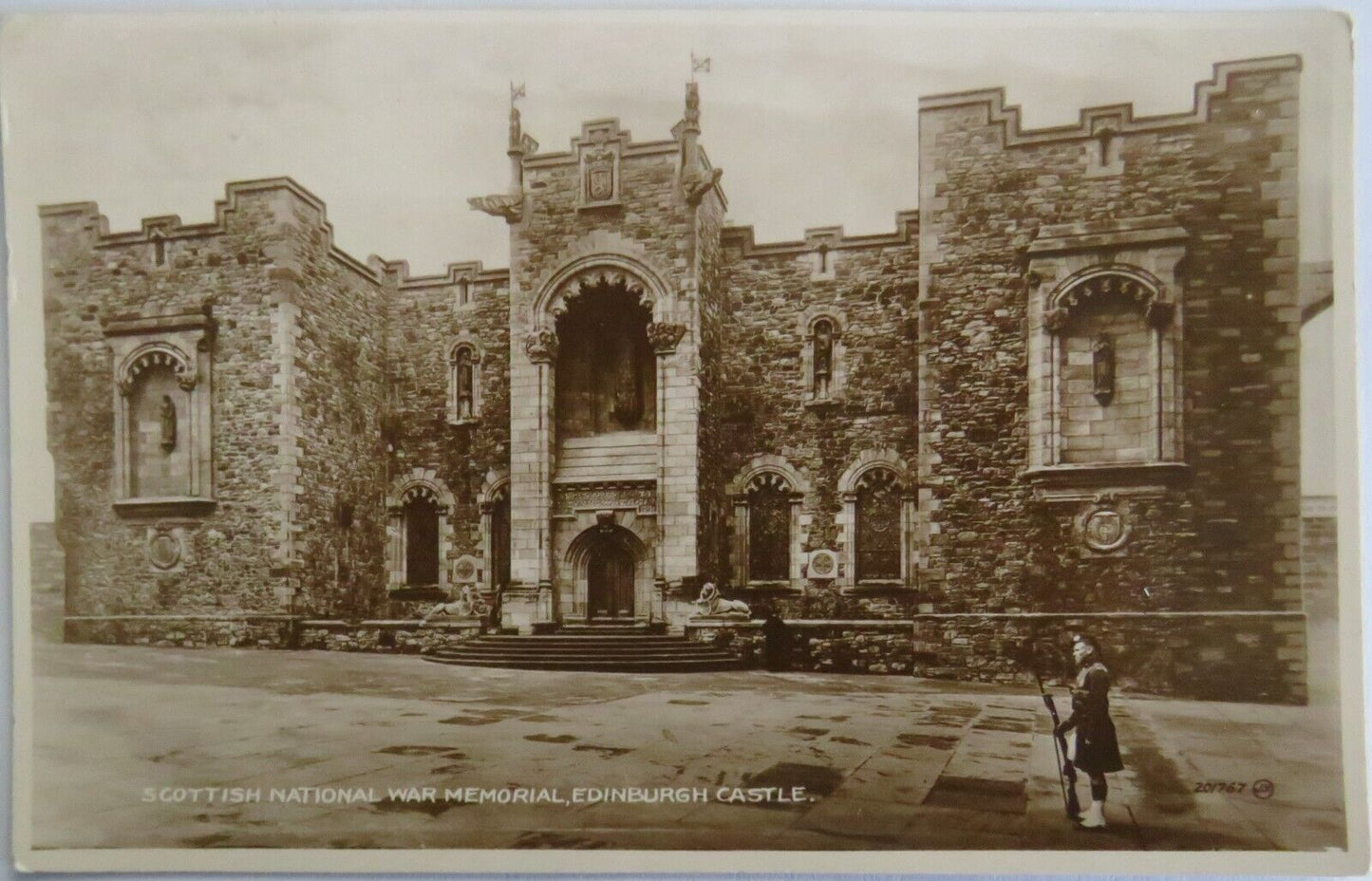 Old Postcard of Scottish National War Memorial Edinburgh Castle - Ref : 1031