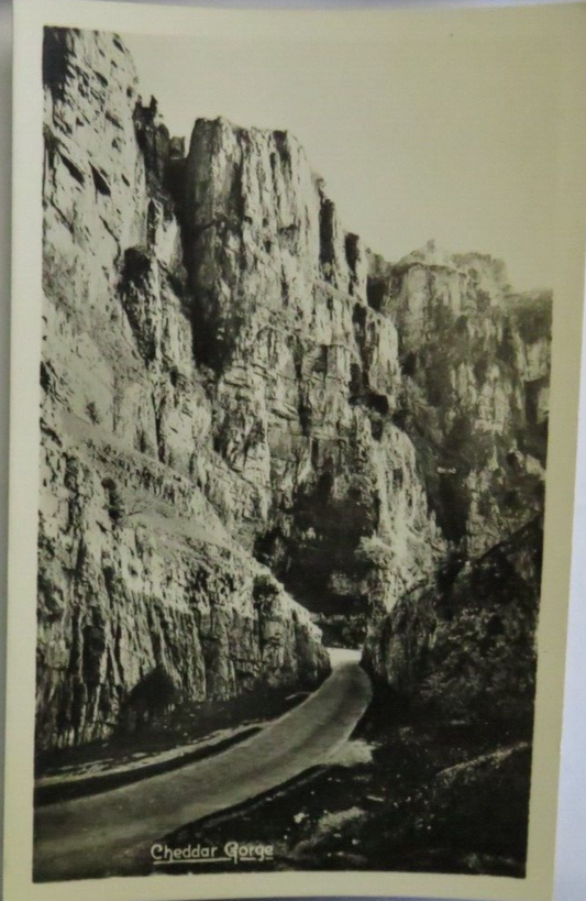 Old Postcard of Cheddar Gorge - Ref : 1037