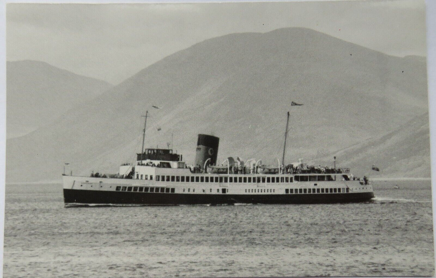 Old Postcard The Steamship Queen Mary II Near Rothesay 1976