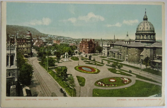 Old Postcard of Dominion Square Montreal Quebec - Ref : 1041