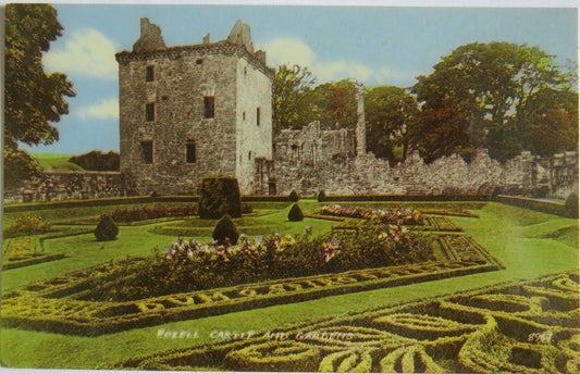 Old Postcard of Edzell Castle and Gardens - Ref : 1003