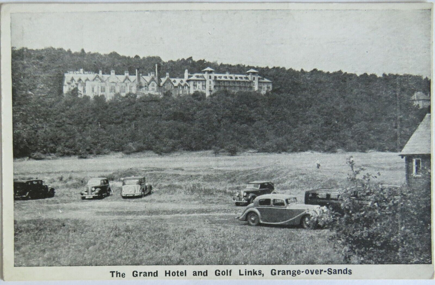 Old Postcard Of The Grand Hotel and Gold Links, Grange-Over-Sands - Ref : 1001