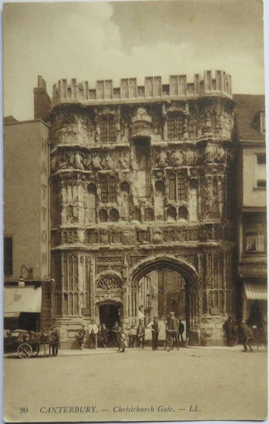 Old Postcard of Canterbury Christchurch Gate - Ref : 1036