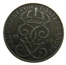 Load image into Gallery viewer, 1946 Sweden 5 Ore Coin
