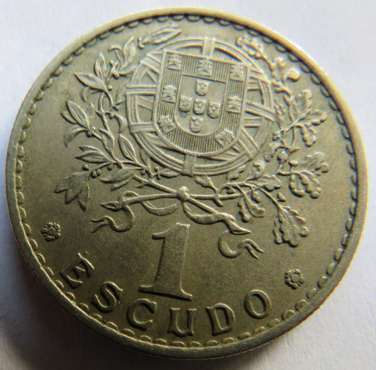 1966 Portugal One Escudo Coin