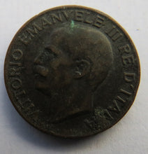 Load image into Gallery viewer, 1933 Italy 5 Centesimi Coin
