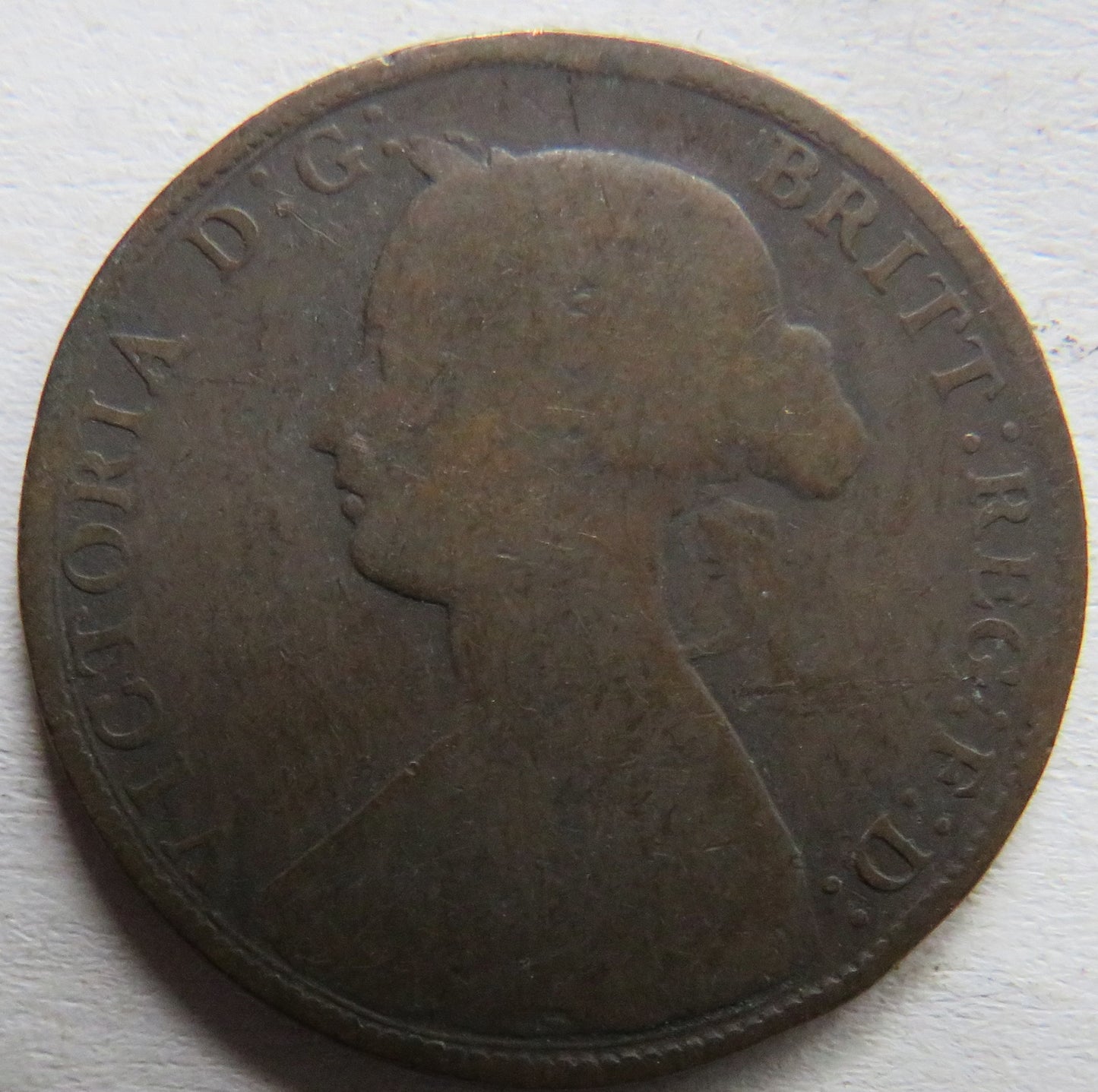 1861 Queen Victoria Bun Head Halfpenny Coin - Great Britain