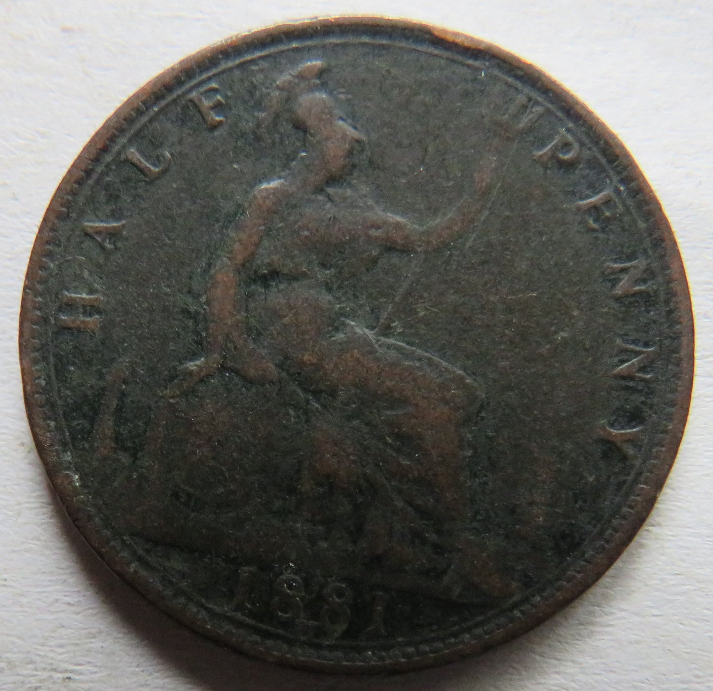 1881-H Queen Victoria Bun Head Halfpenny Coin - Great Britain