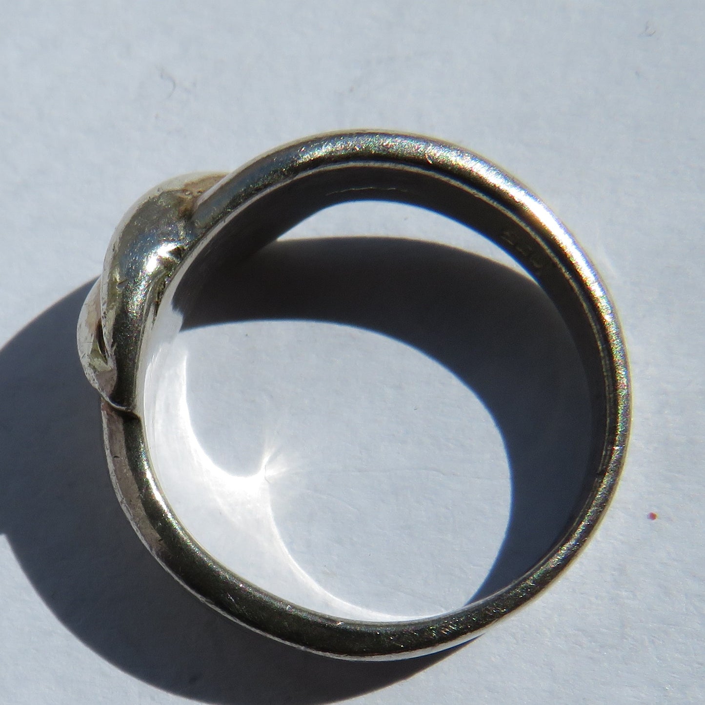 Stylish Ladies Sterling Silver Ring - UK Size L