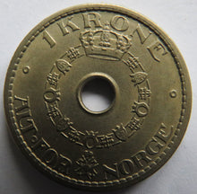Load image into Gallery viewer, 1940 Norway One Krone Coin
