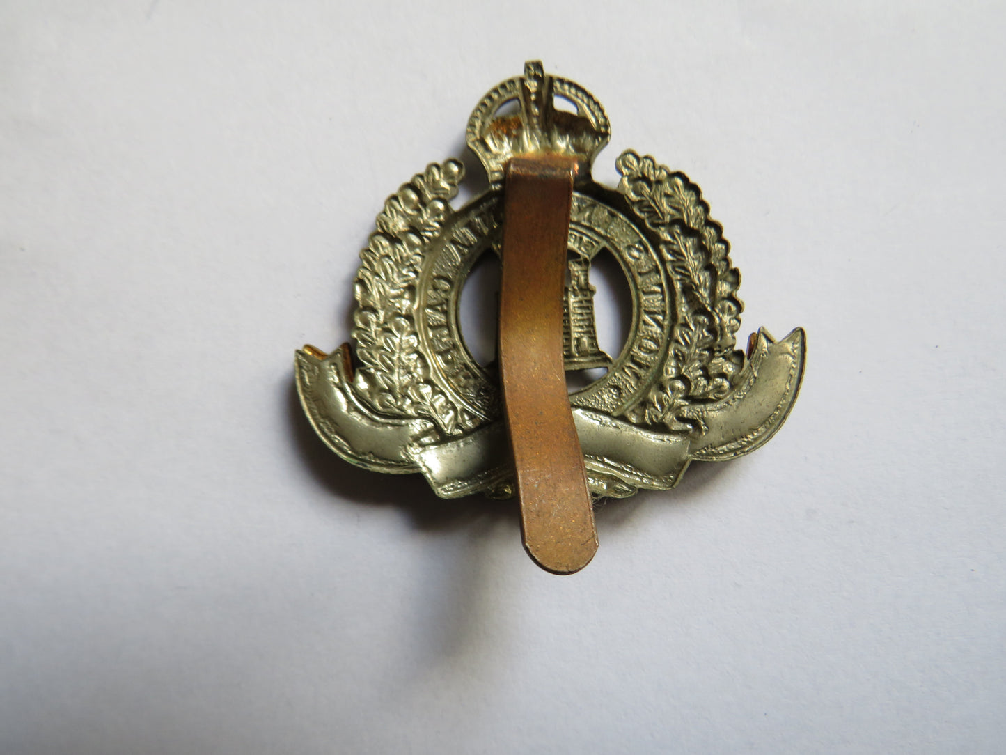 Antique Military Cap Badge The Suffolk Regiment