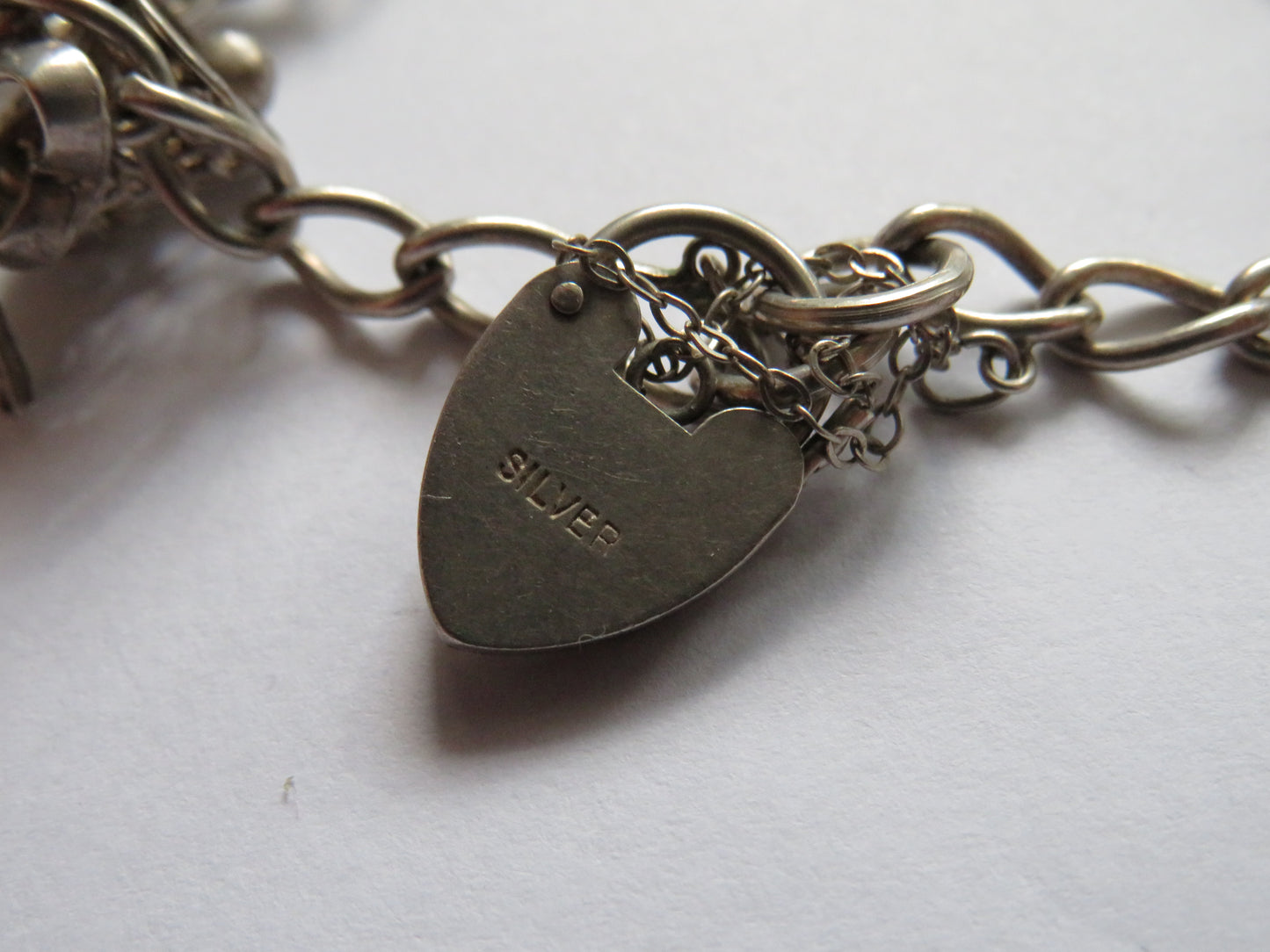 Vintage Silver Charm Bracelet With 6 Charms