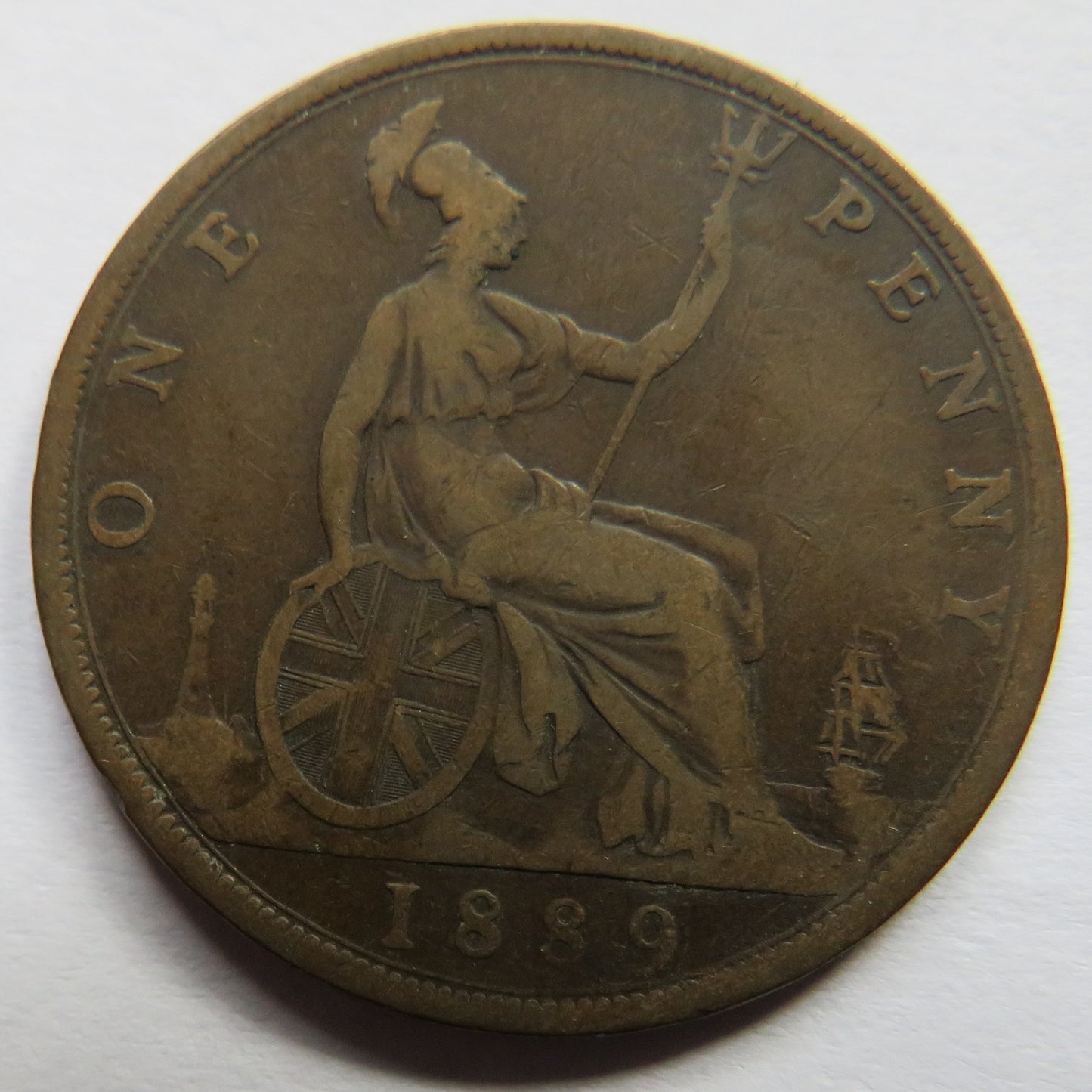 1889 Queen Victoria Bun Head One Penny Coin - Great Britain