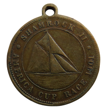 Load image into Gallery viewer, Shamrock II America Cup Race 1901 Sir Thomas Lipton / Medal
