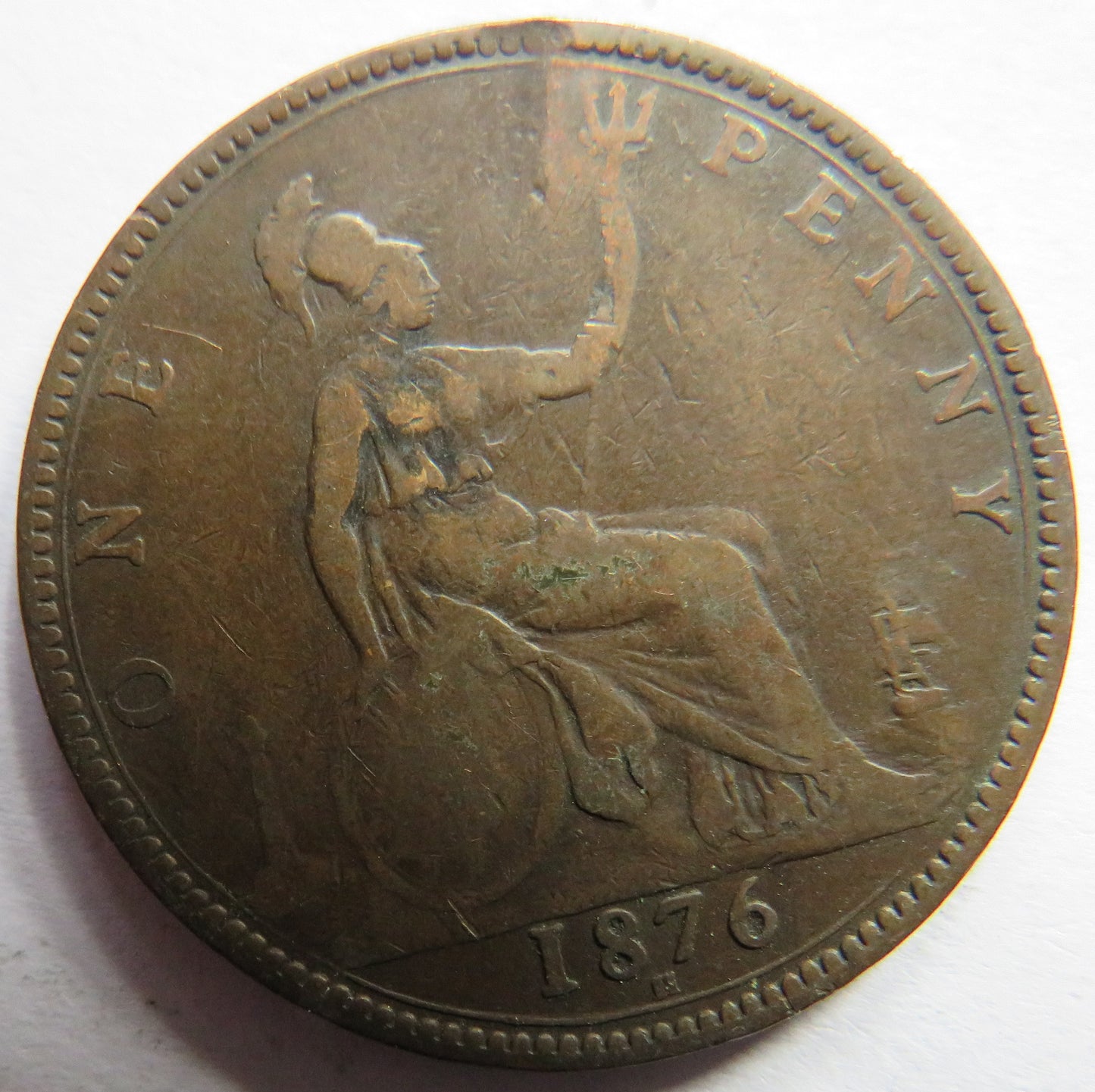 1876-H Queen Victoria Bun Head One Penny Coin - Great Britain