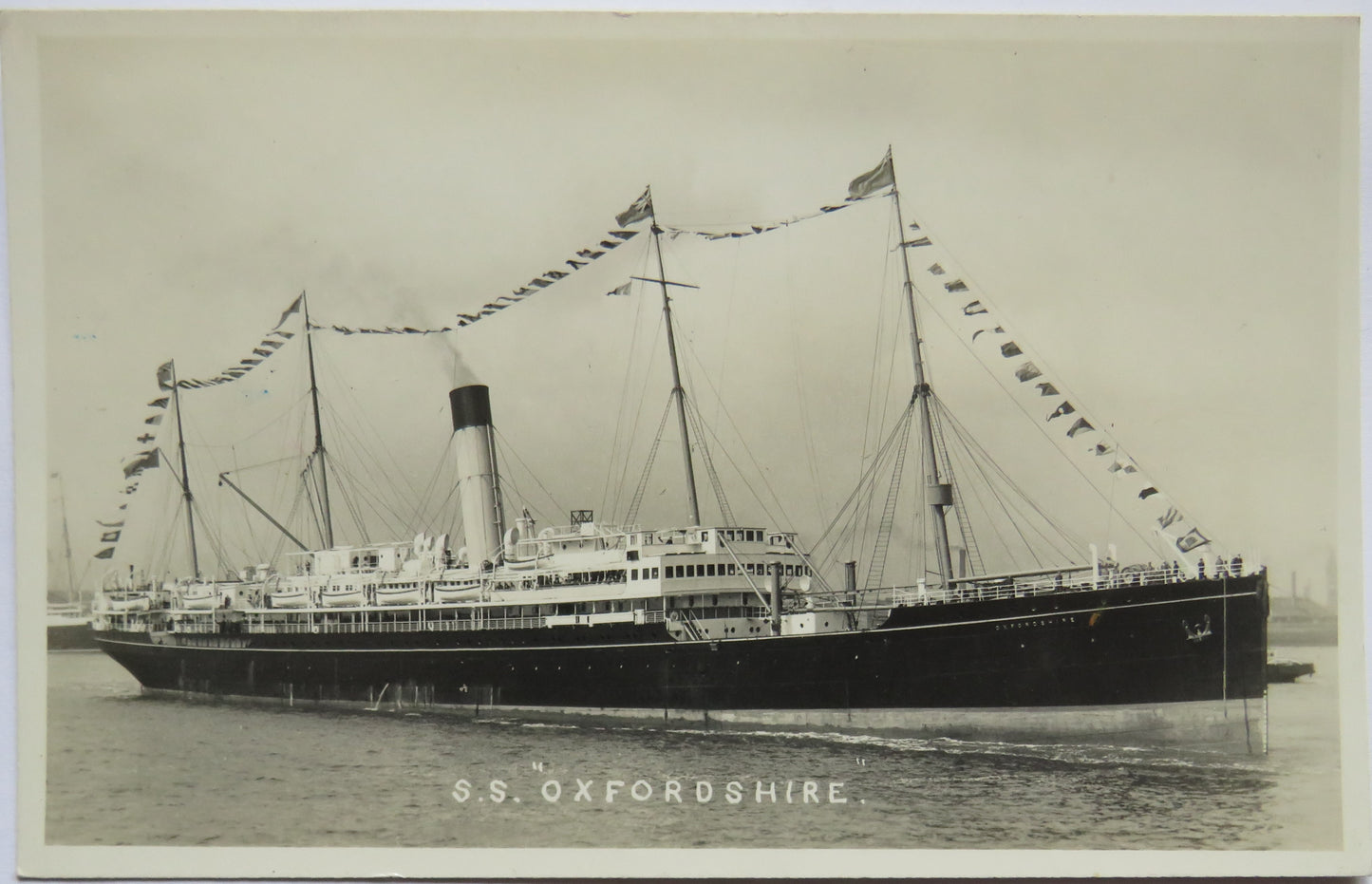 Vintage Shipping Postcard of S.S. "Oxfordshire"