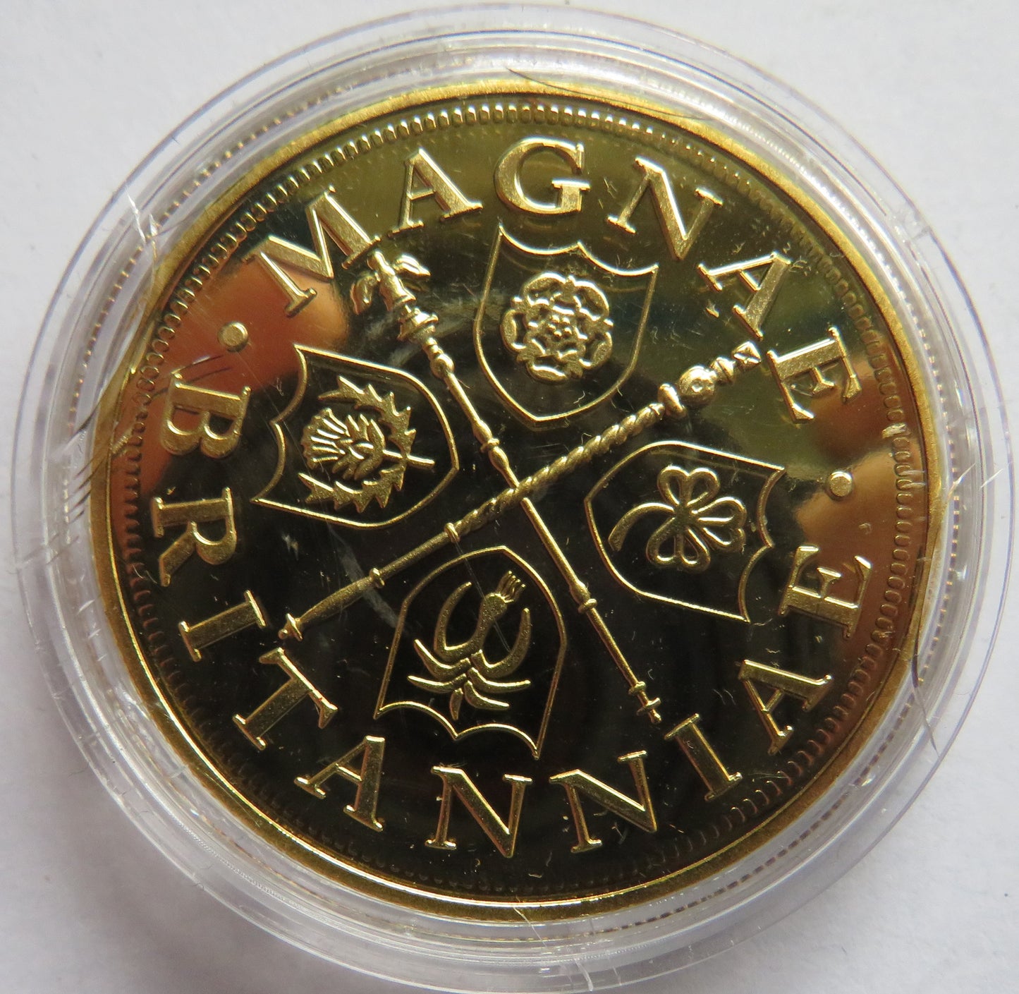 Buckingham Palace Gold Plated Commemorative Coin