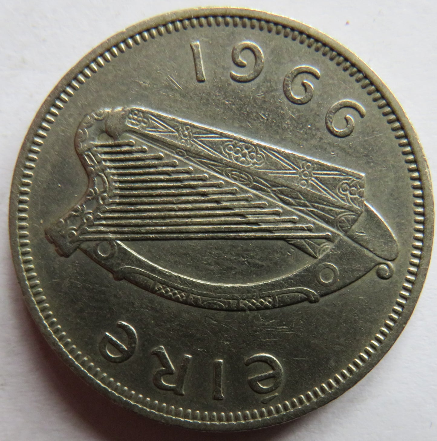 1966 Ireland Eire Florin / 2 Shillings Coin