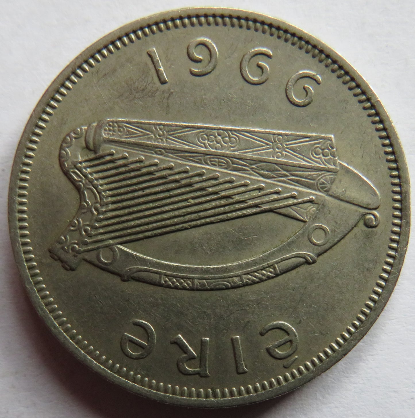 1966 Ireland Eire Florin / 2 Shillings Coin