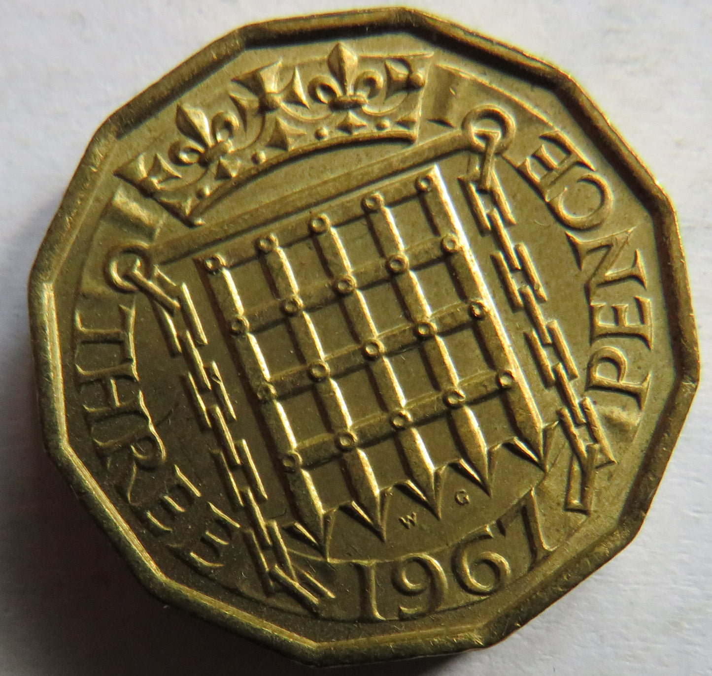 1967 Queen Elizabeth II Brass Threepence Coin In High Grade