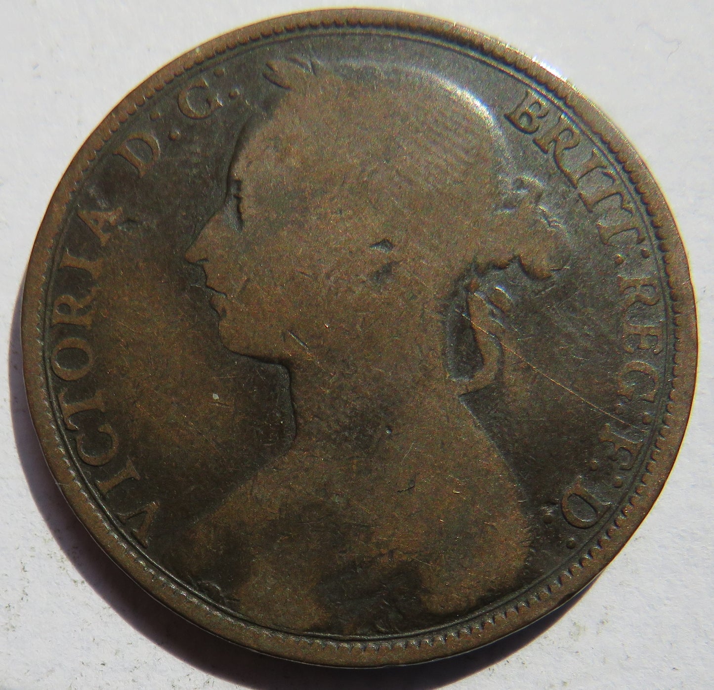 1892 Queen Victoria Bun Head One Penny Coin - Great Britain