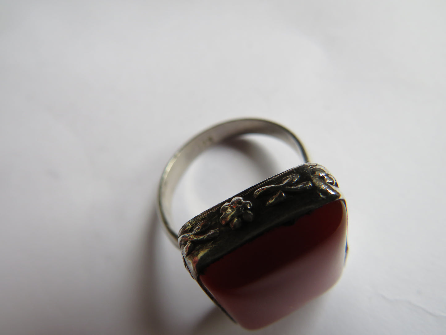 Vintage Sterling Silver & Carnelian Ring - UK Size S & 1/2