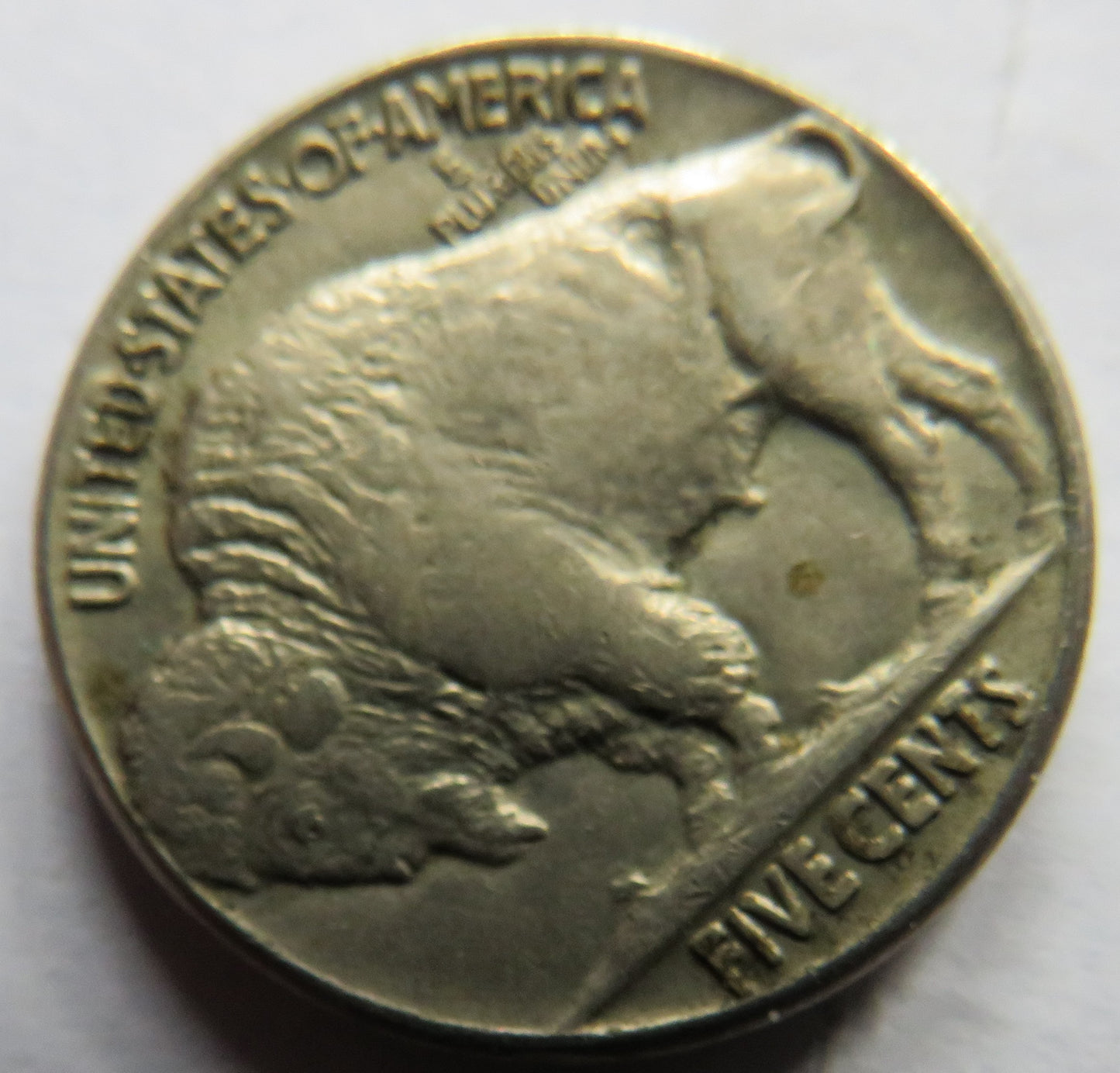 1937 USA Buffalo Nickel / 5 Cents Coin