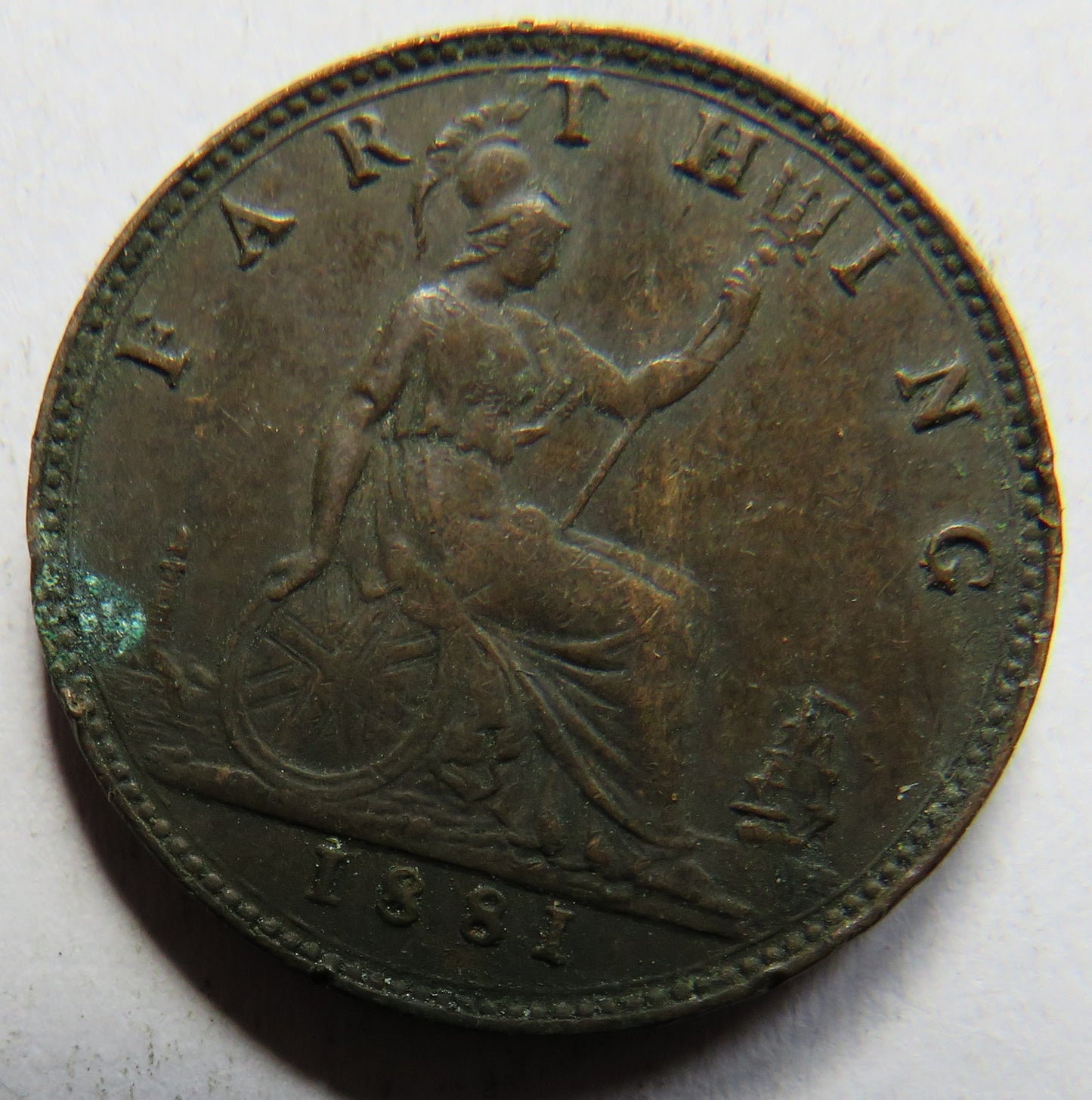 1881 Queen Victoria Bun Head Farthing Coin - Great Britain