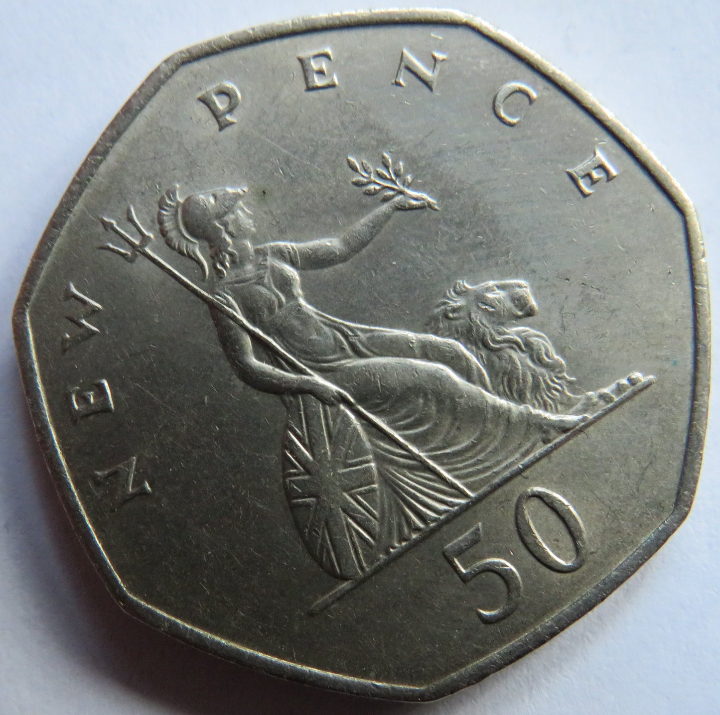 1969 Queen Elizabeth II 50p Fifty Pence Coin - Great Britain