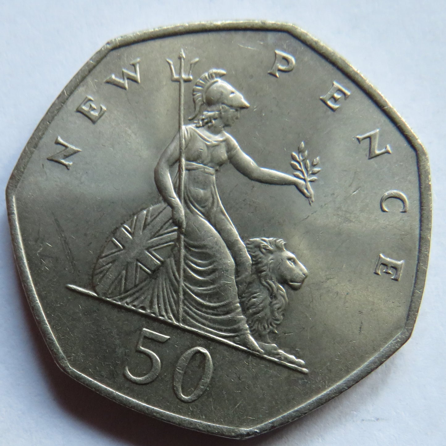1969 Queen Elizabeth II 50p Fifty Pence Coin - Great Britain