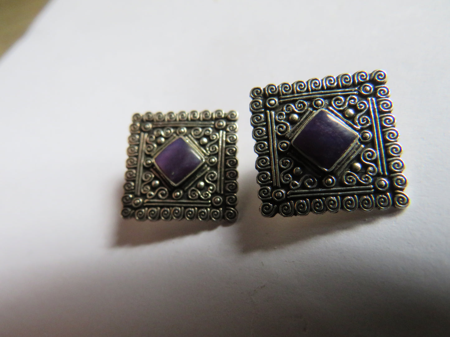 Vintage Ladies Silver & Purple Stone Clip On Earrings