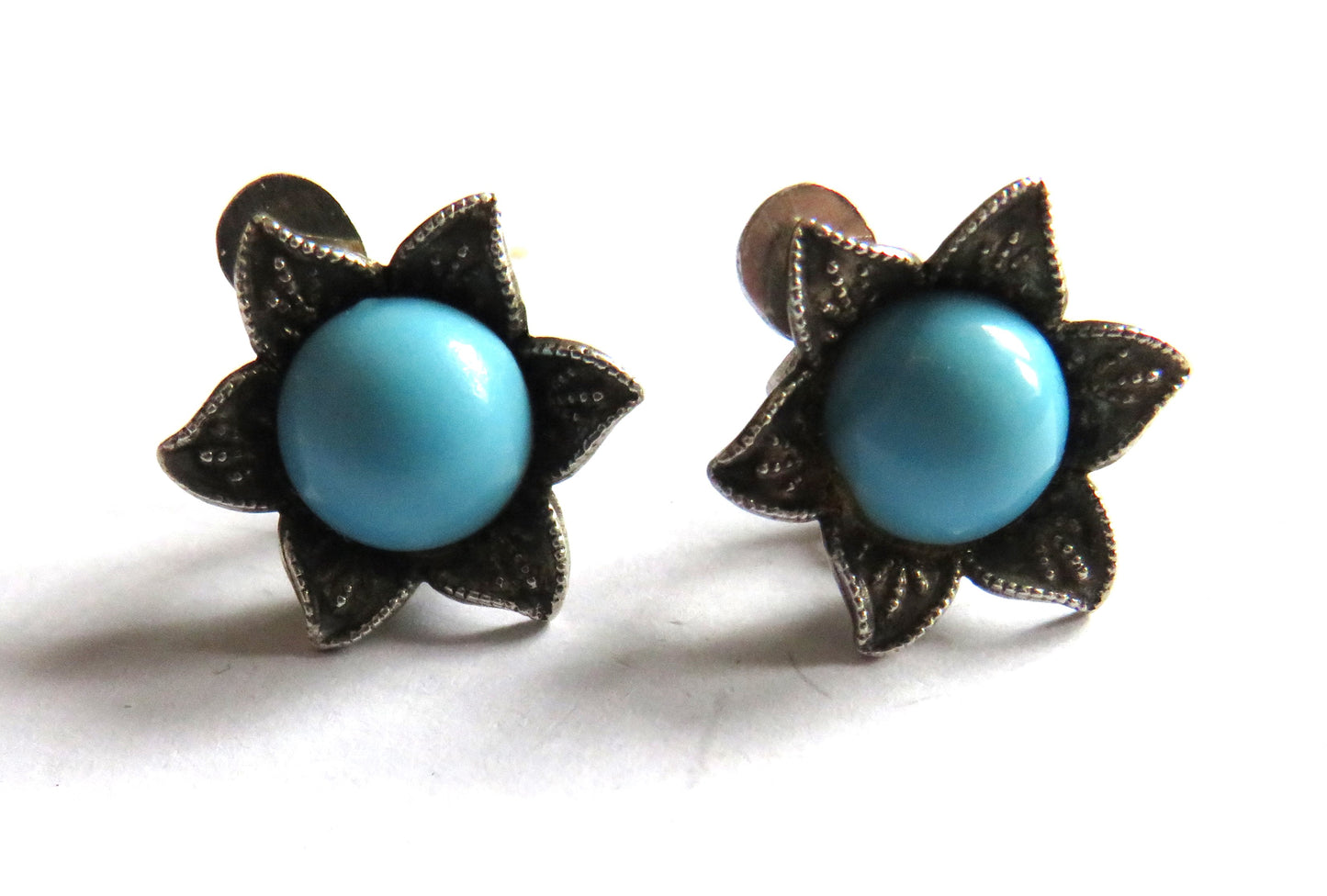 Vintage Ladies Silver & Blue Stone Clip On Earrings