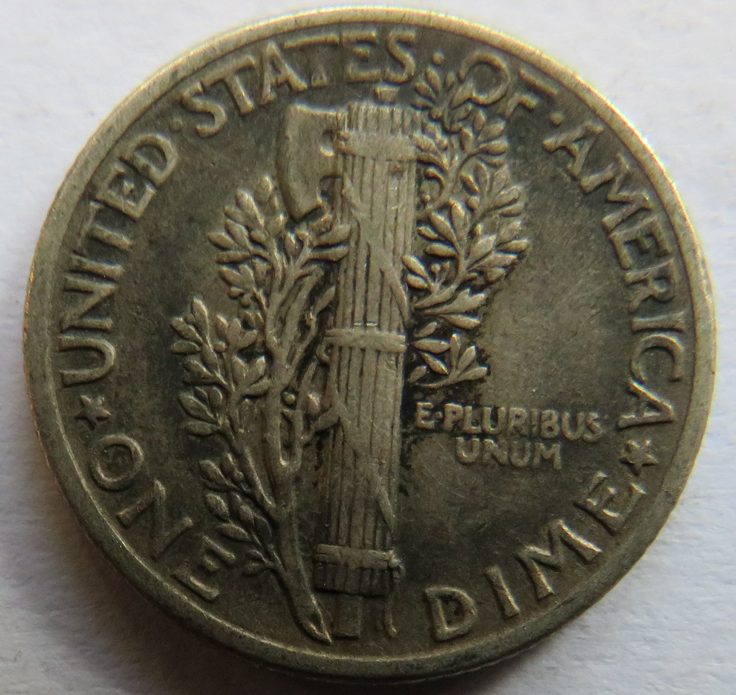1940 USA Silver Mercury One Dime Coin