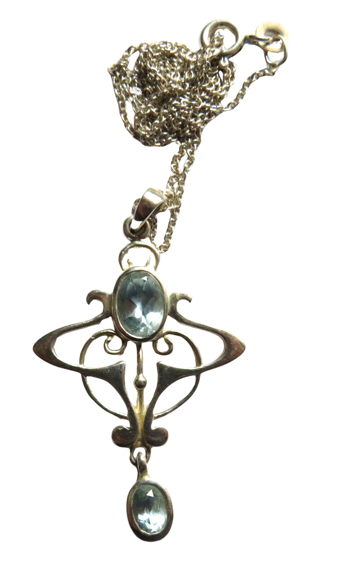 A Nice Quality Ladies Silver Pendant & Necklace In the Art Nouveau Style
