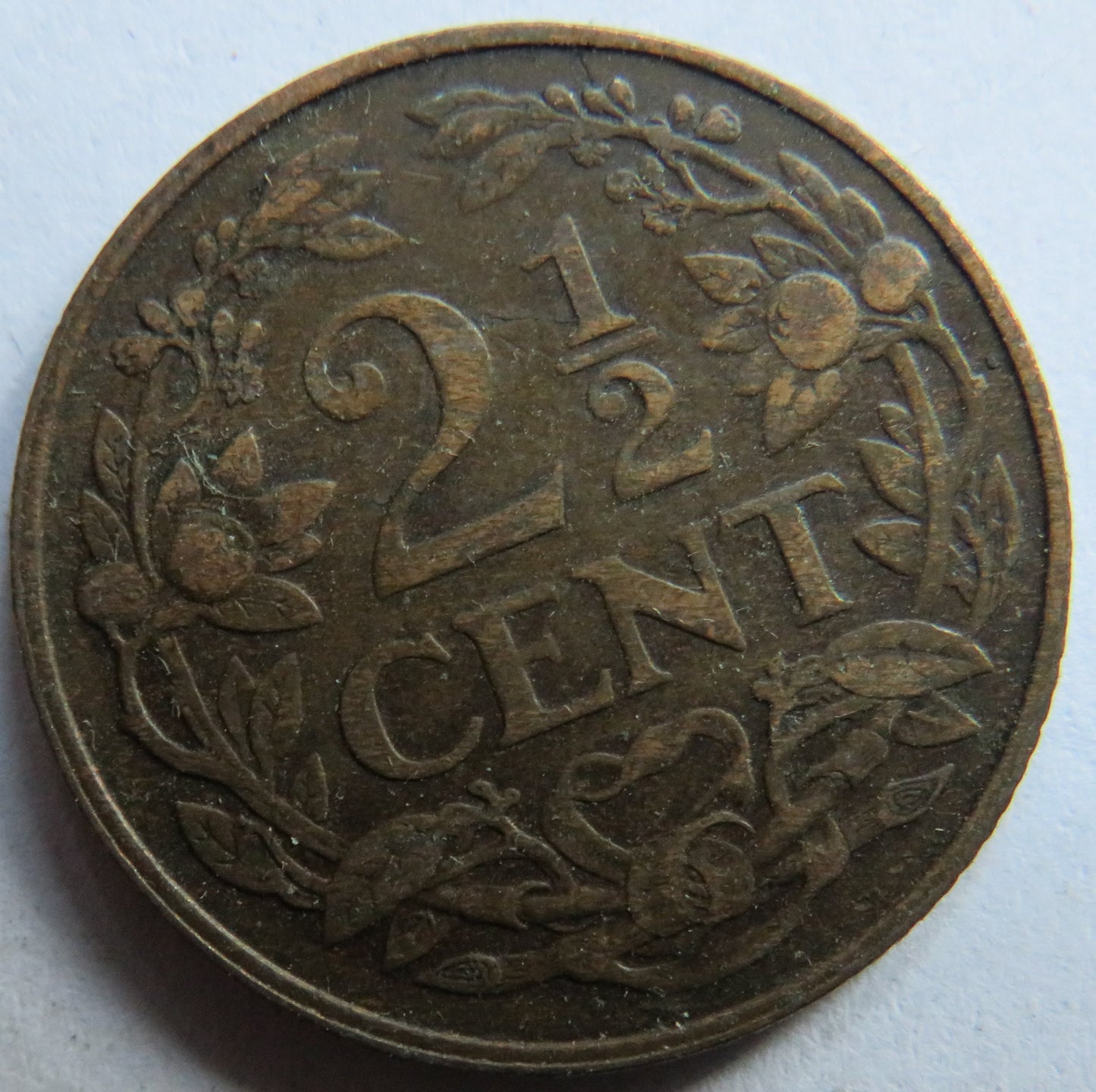 1919 Netherlands 2 & 1/2 Cent Coin