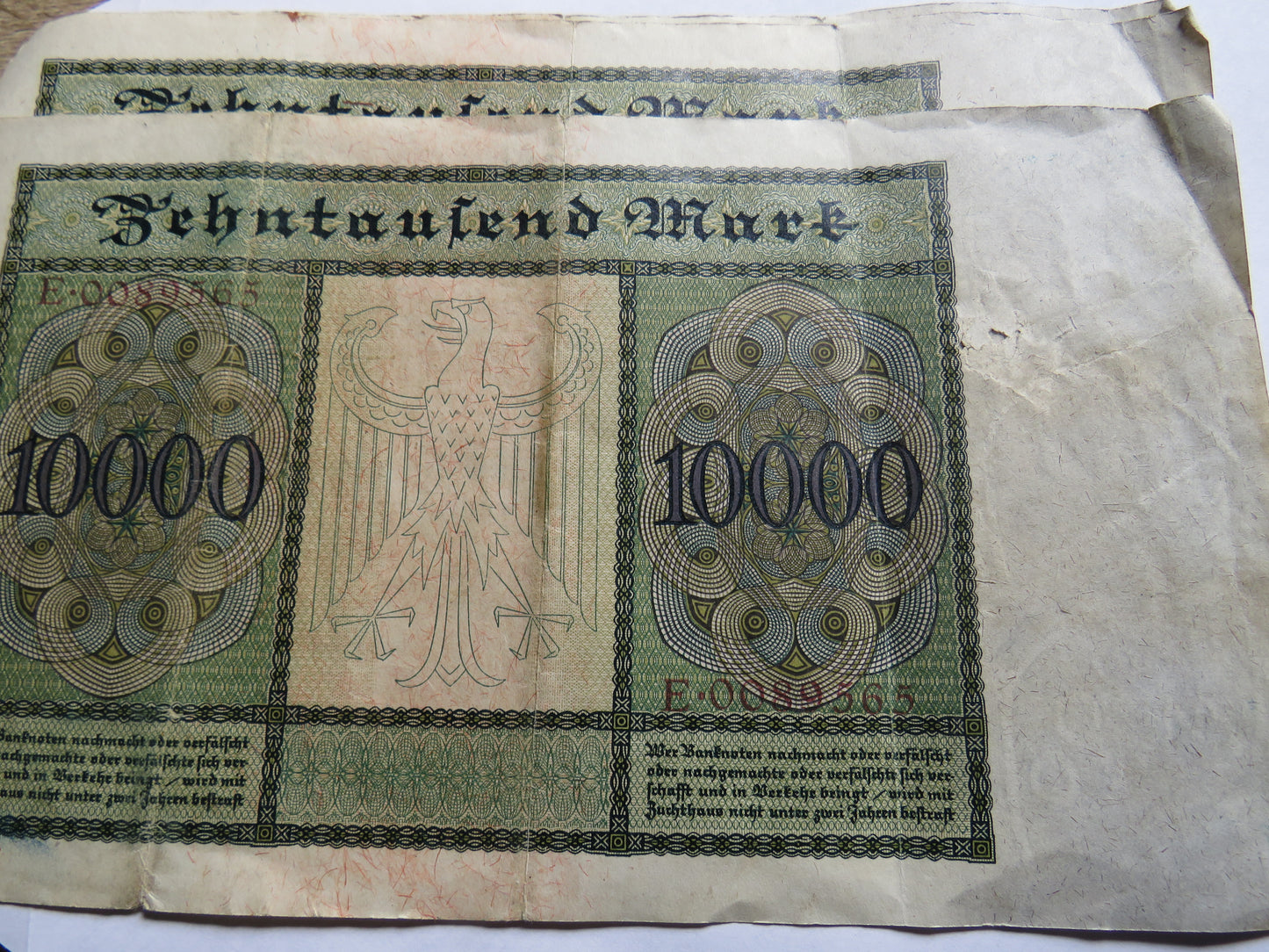 3 Consecutive1922 Germany 10000 Mark Banknotes