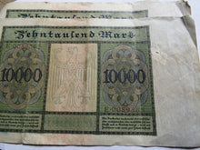 Load image into Gallery viewer, 3 Consecutive1922 Germany 10000 Mark Banknotes
