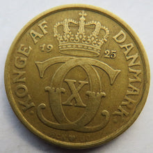 Load image into Gallery viewer, 1925 Denmark One Krone Coin
