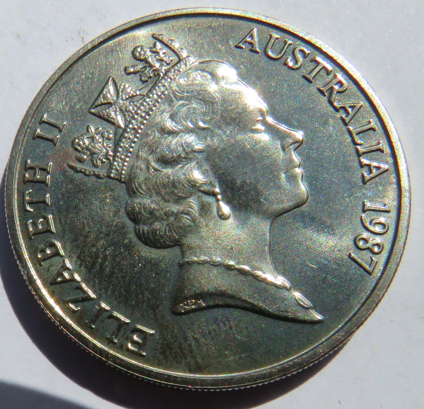 1987 Queen Elizabeth II Australia 20 Cents Coin In High Grade