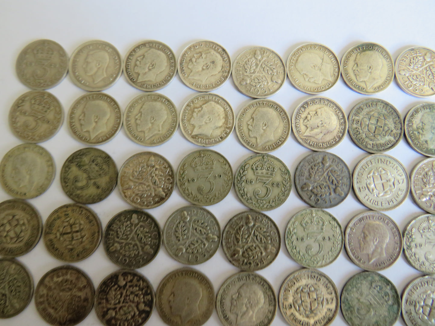 Collection of 50 Silver Threepence Coins From Great Britain 1920-1941