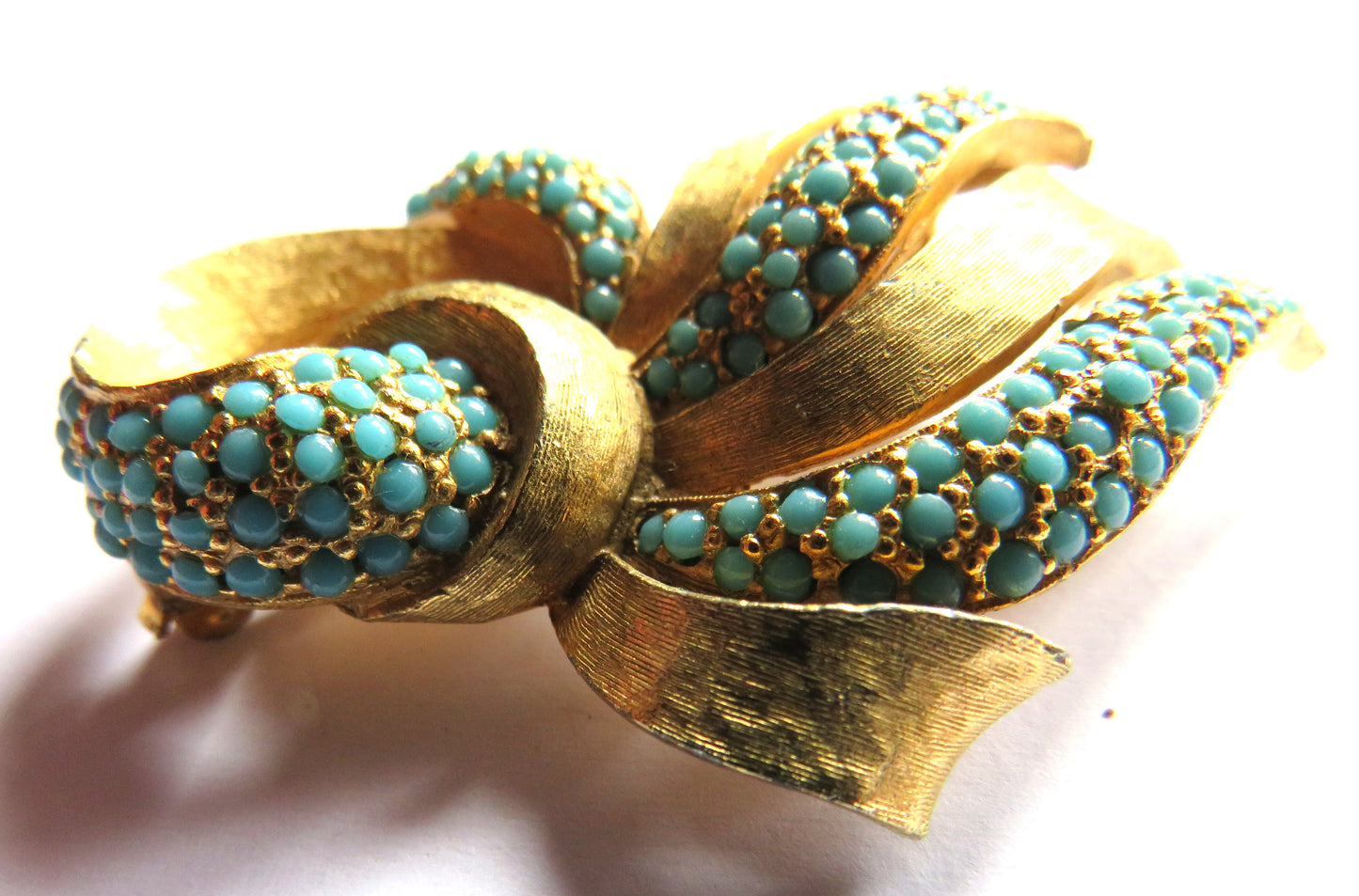 Vintage Goldtone & Turquoise Ladies Brooch By Spinx